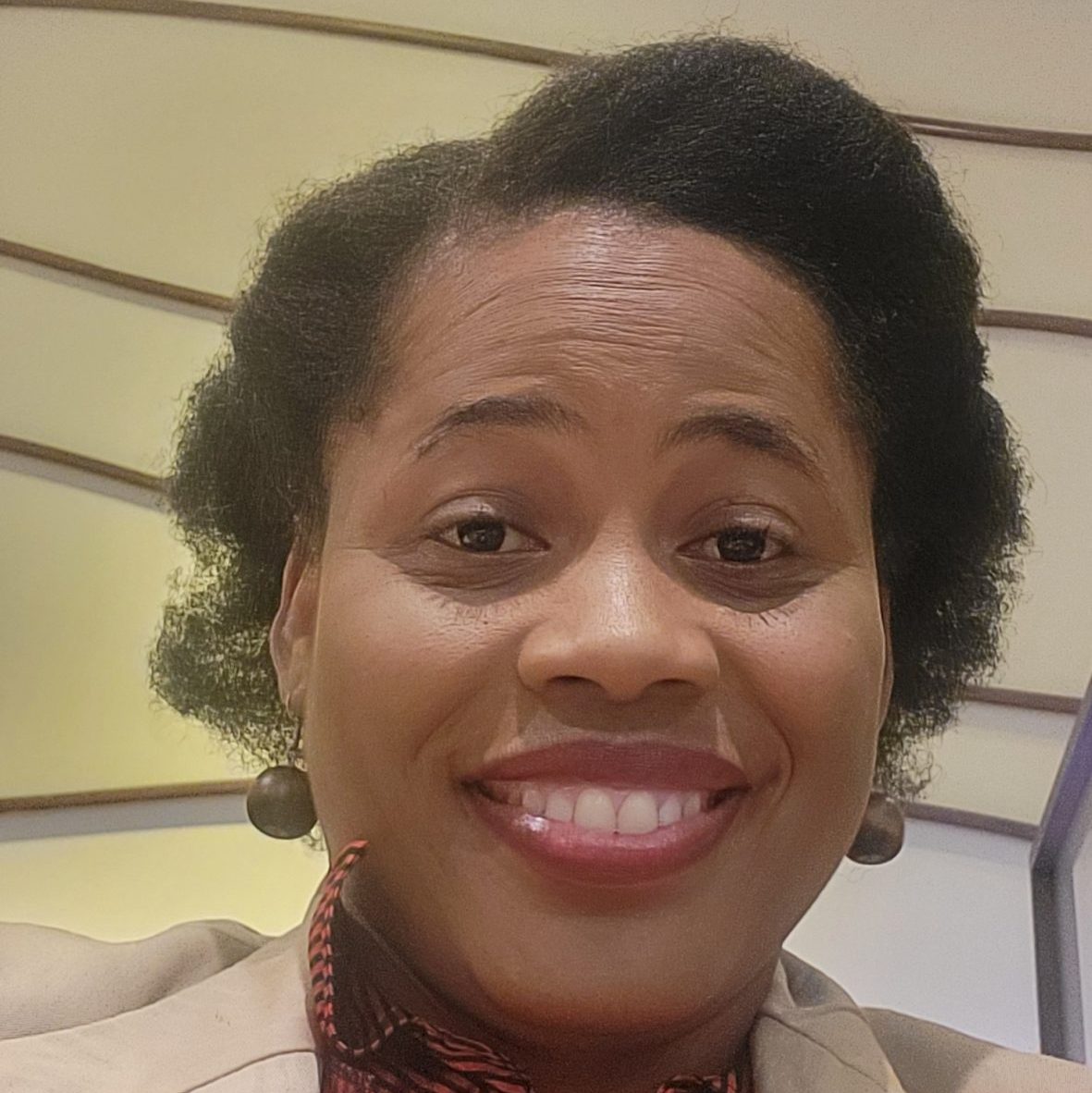 Mains Utiles | Organisme pour l’épanouissement des femmes à Saint-Léonard Mains Utiles | Organisme pour l'épanouissement des femmes à Saint-Léonard