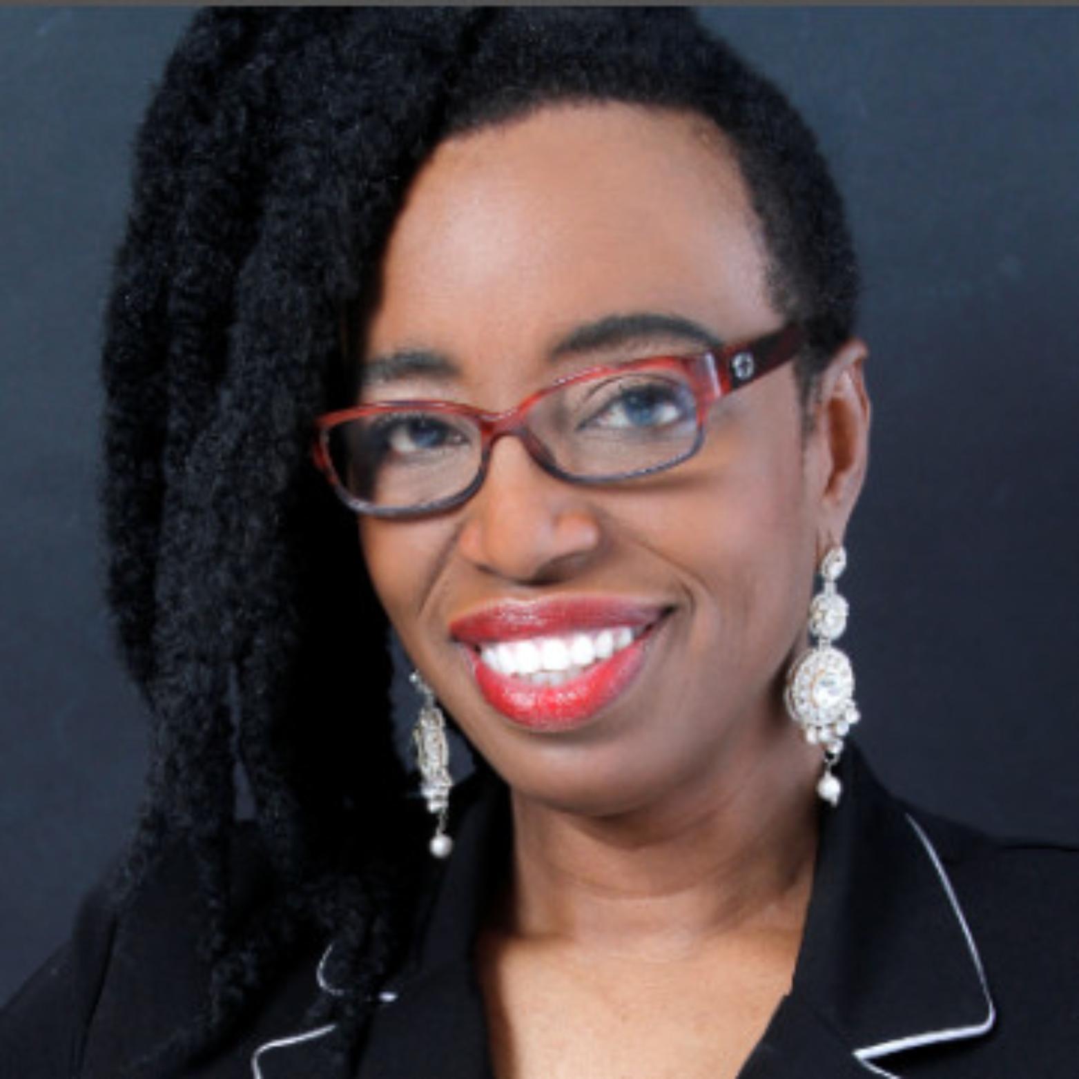 4 Mains Utiles | Organisme pour l'épanouissement des femmes à Saint-Léonard